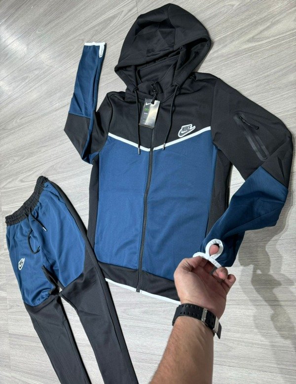 Producto - CONJUNTO NIKE TECH IMPORTADO AZUL-NEGRO