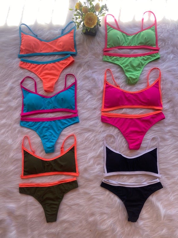 Producto - Bikini Top con Colaless y vivos de colores Art 2022 (Precio por docena)