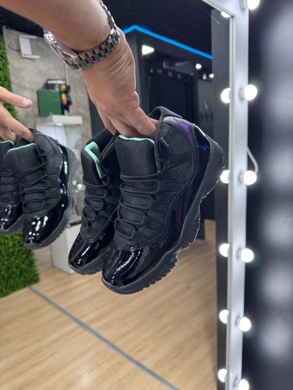 Producto - Jordan 11 Retro Gamma Blue.