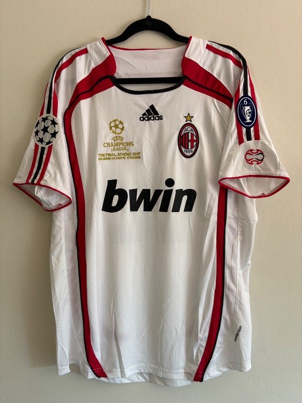 Producto - Camiseta Retro IMPORTADA AC Milan 2006/07 - Kaká #22