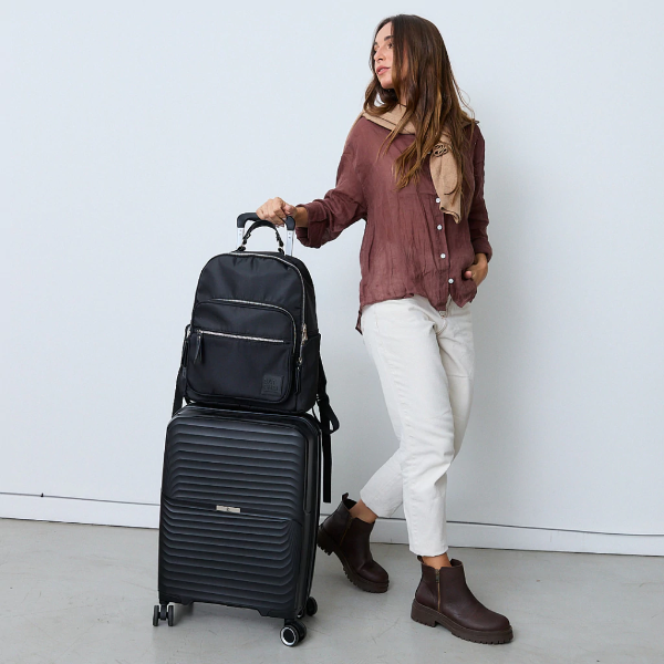 Producto - Mochila viaje University impermeable negro