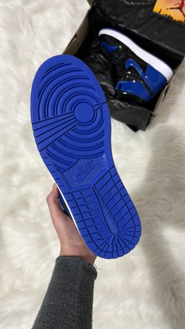 Producto - JORDAN RETRO 1 BLUE ROYAL PATENT - 3