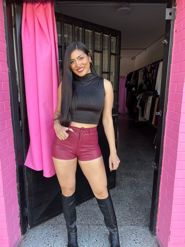 Producto - Short engomado bordo
