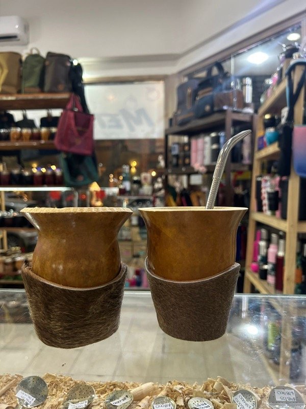 Producto - Mate Porongo Base de Cuero
