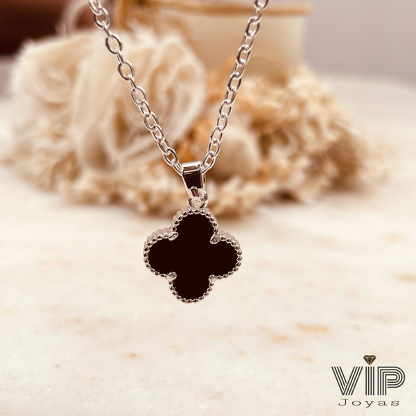 Producto - Conjunto Black Clover Reversible Acero Blanco