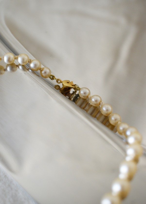 Producto - Collar de perlas vintage y cajita de pana - 2
