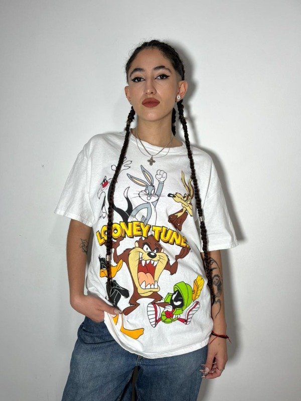 Producto - REMERA DE ALGODÓN LOONEY TUNES (L)