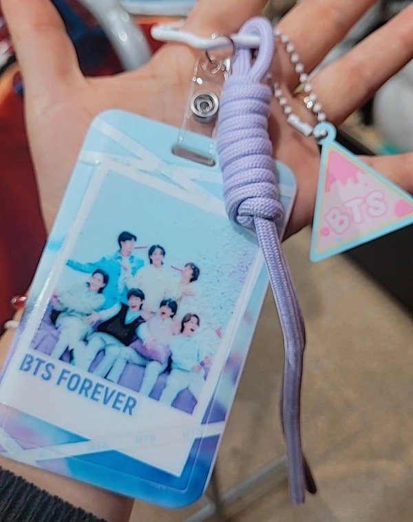 Producto - PORTA TARJETA BTS KPOP - 2