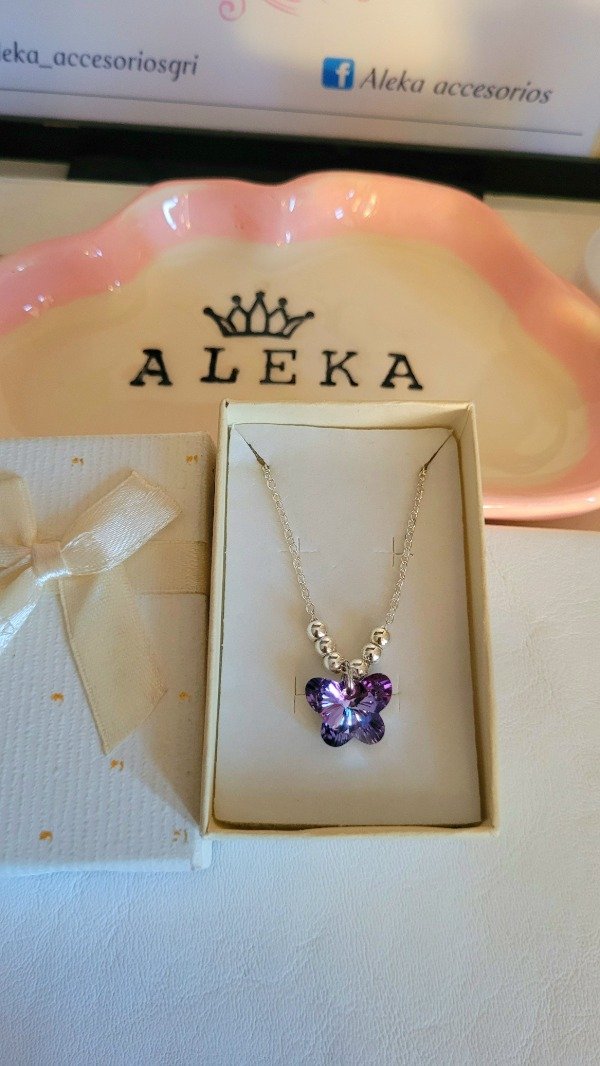 Producto - Collar mariposa swarovski de acero blanco