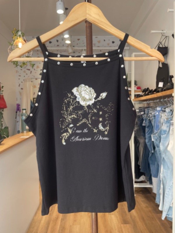 Producto - Top negro con tachas Indian talle M