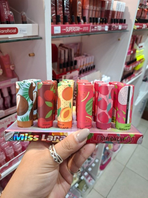 Producto - Bálsamo para labios frutales MISS LARA