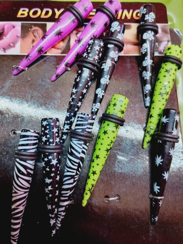 Producto - Piercing cono plástico x 2 unidades