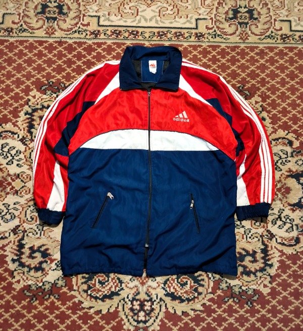 Producto - Campera Adidas Retroo
