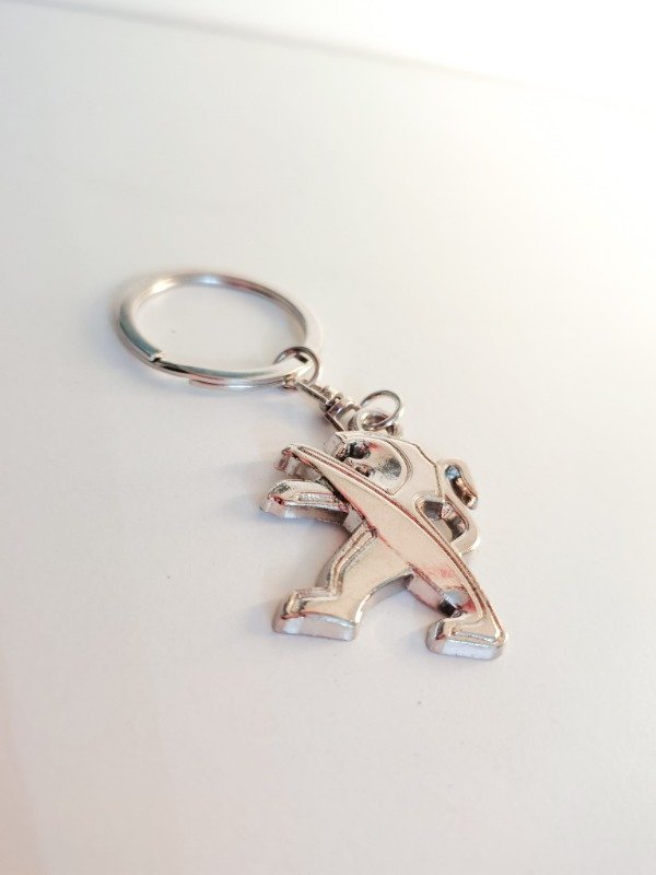 Producto - Llavero metalico Peugeot