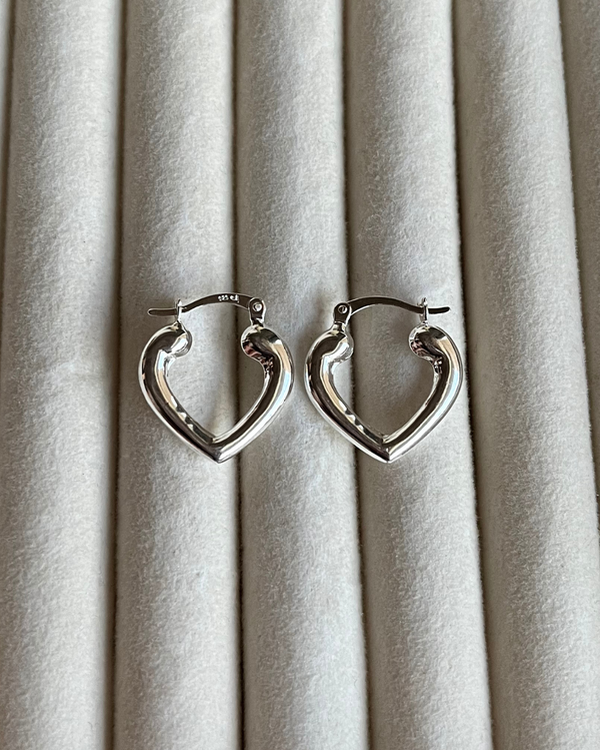 Producto - Argollas corazón de plata 925 1.8cmd