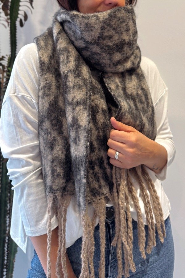 Producto - BUFANDON YUKI