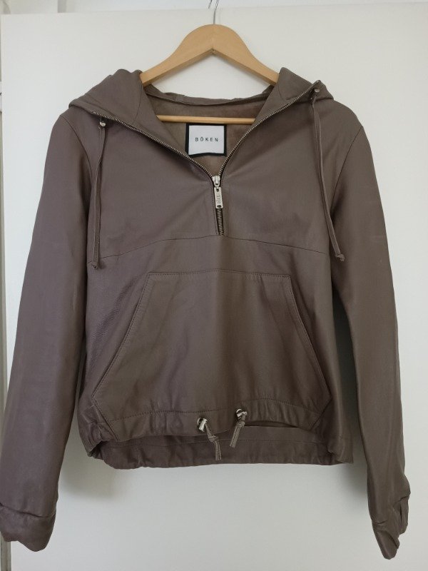 Producto - Buzo cuero  Boken