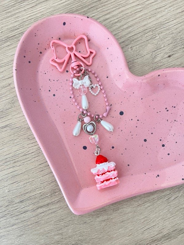 Producto - Llavero tortita de frutilla