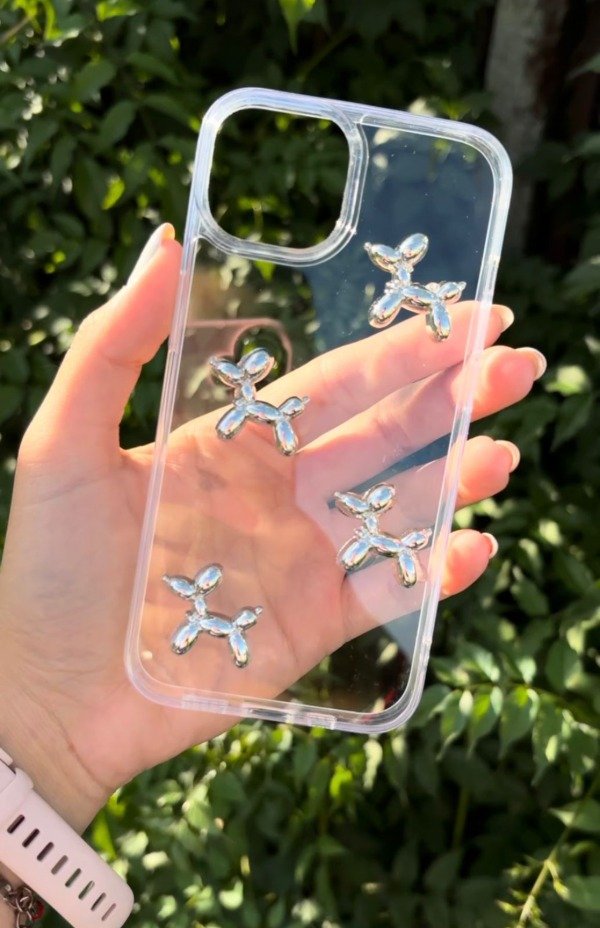 Producto - case salchi plateado - iPhone 17pro max