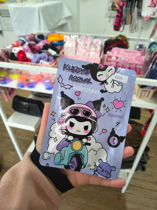 Producto - Mascarilla facial kuromi