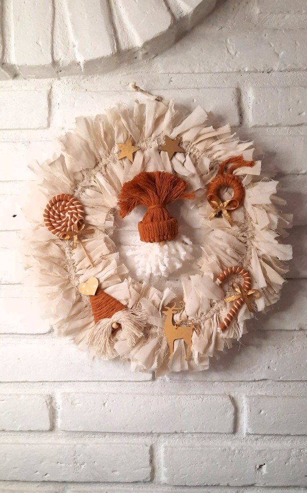 Producto - CORONA NAVIDEÑA MEDIANA