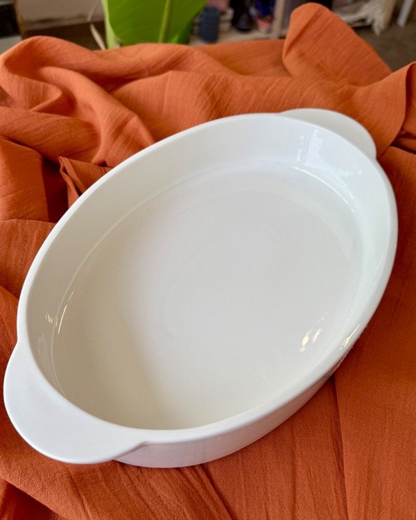 Producto - BANDEJA DE PORCELANA CON ASAS