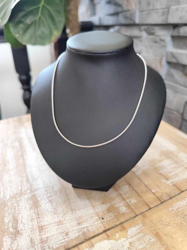 Producto - Collar cola de ratón súper fina. Acero quirúrgico.