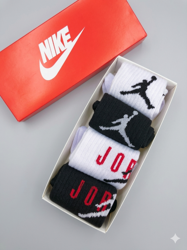 Producto - Box x4 - Jordan Classic 3/4  Surtidos