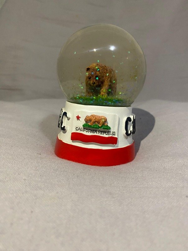 Producto - Bola De Nieve De California Bandera Del Estado Oso