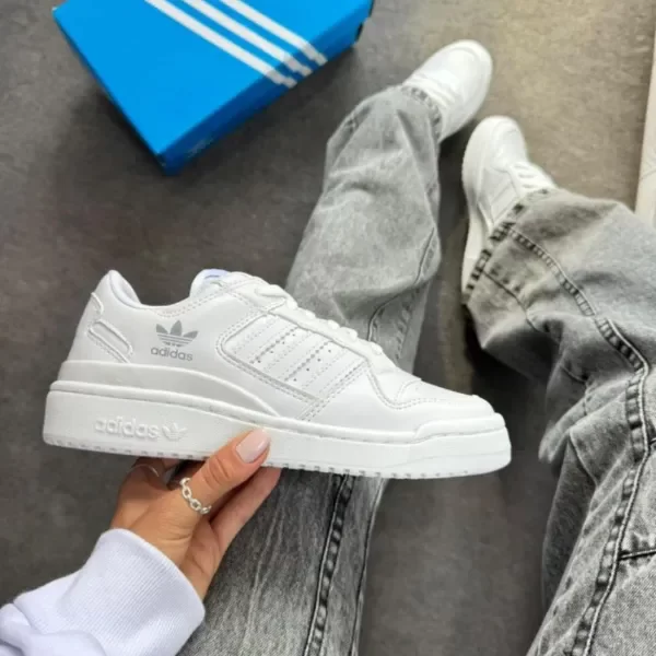 Producto - Forum total white