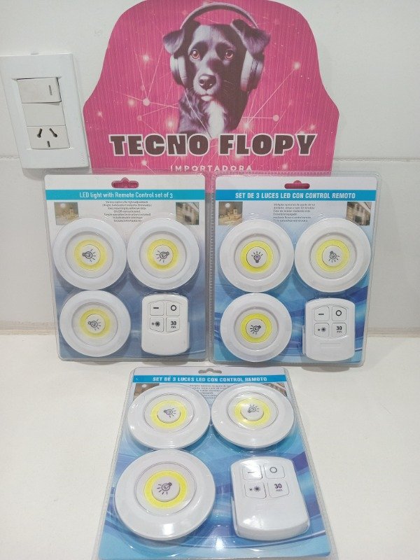 Producto - Set placard x 3 luces con control a pilas