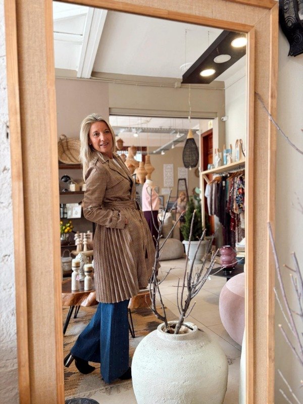 Producto - TRENCH A CUADRILLE