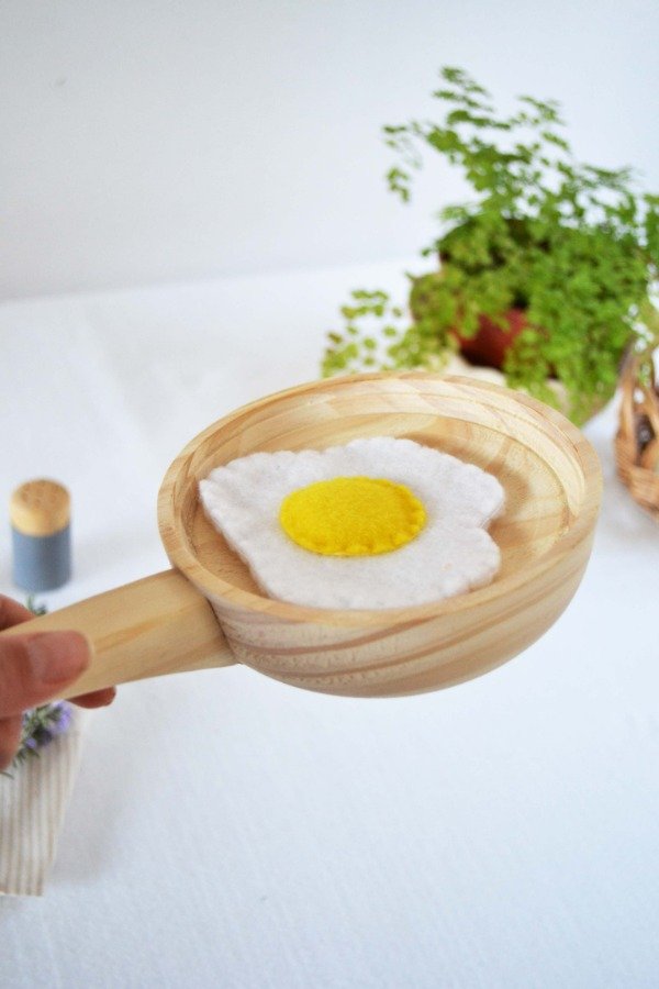 Producto - Sartén con Tapa y huevo frito
