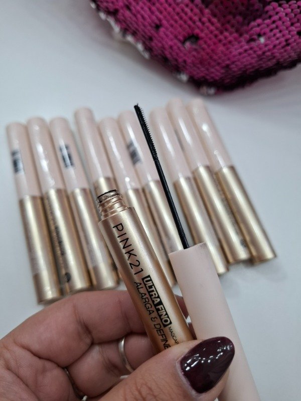 Producto - Máscara de pestañas ULTRA FINO pink 21