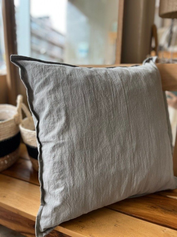 Producto - ALMOHADÓN GRIS OSCURO 50X50