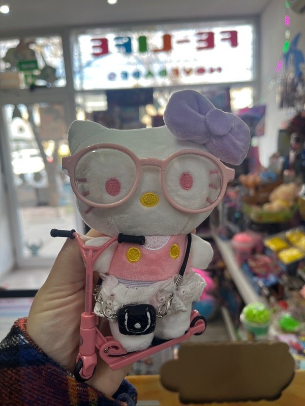 Producto - Llavero de kitty patineta - 0