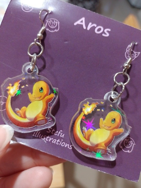 Producto - Aros Charmander