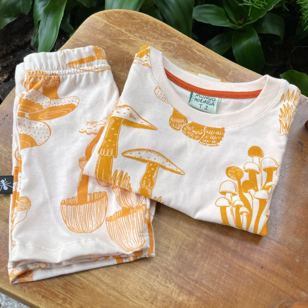 Producto - CONJUNTO Remera y Short Fungi