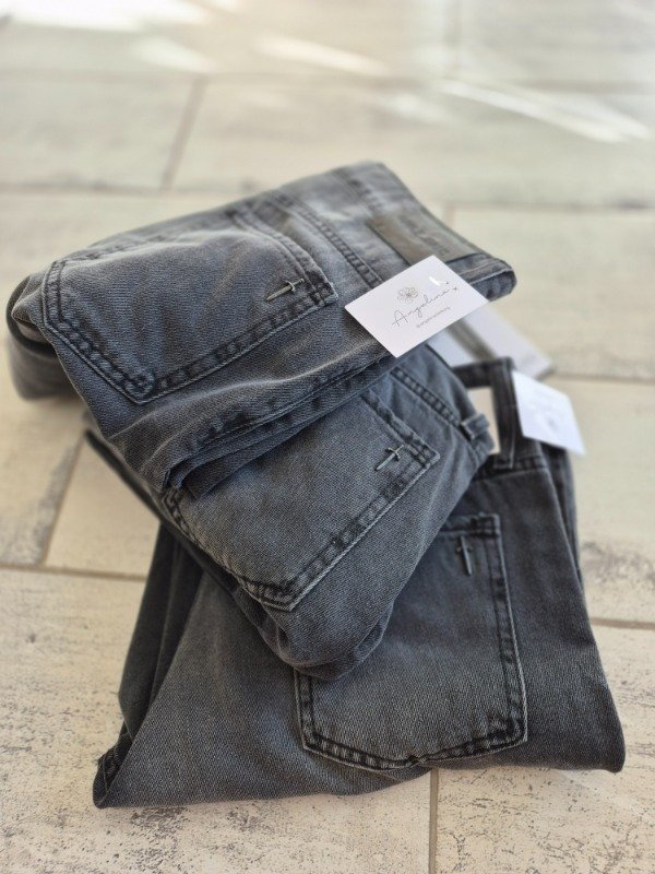 Producto - Riffle Recto Sueltito Gris Humo