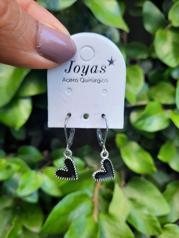 Producto - Acero quirúrgico - Corazones con esmalte de colores