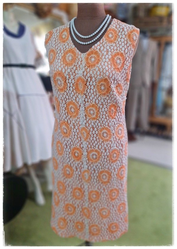 Producto - Vestido Flores calados Naranja y blanco Años 60'