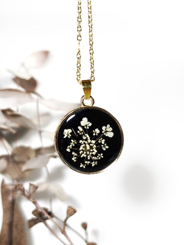 Producto - Dije Ammi Majus dorado II