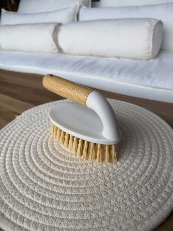 Producto - Cepillo de mango corto de madera - 1