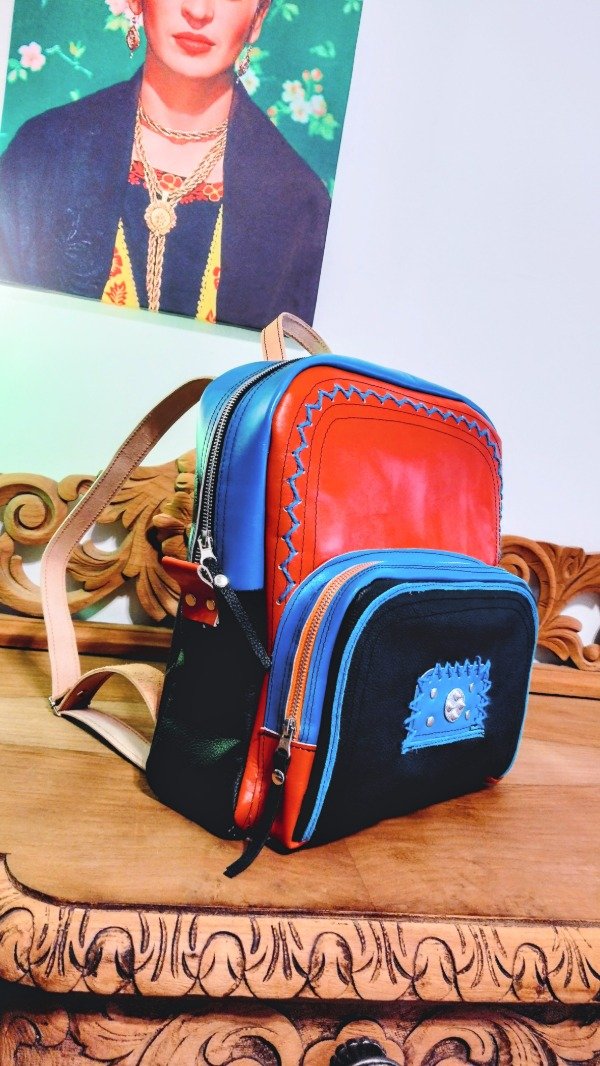 Producto - MOCHILA PRESENCIA