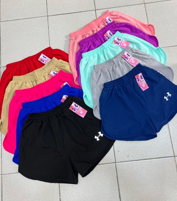 Producto - Short deportivo con calza