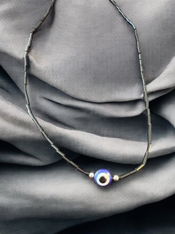 Producto - Collar mostacilla negra con ojo turco 45cm de largo