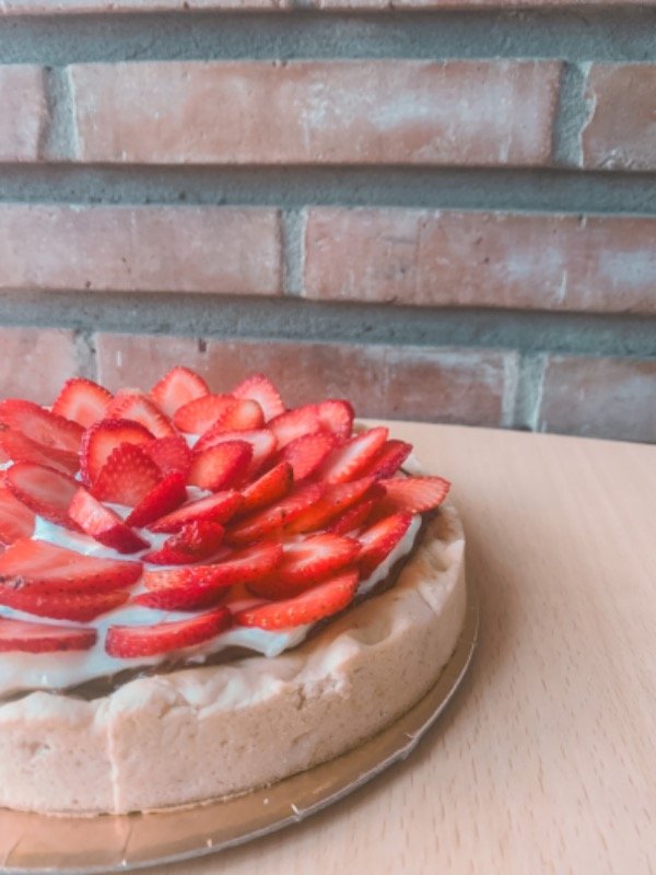 Producto - Tarta de frutillas grande
