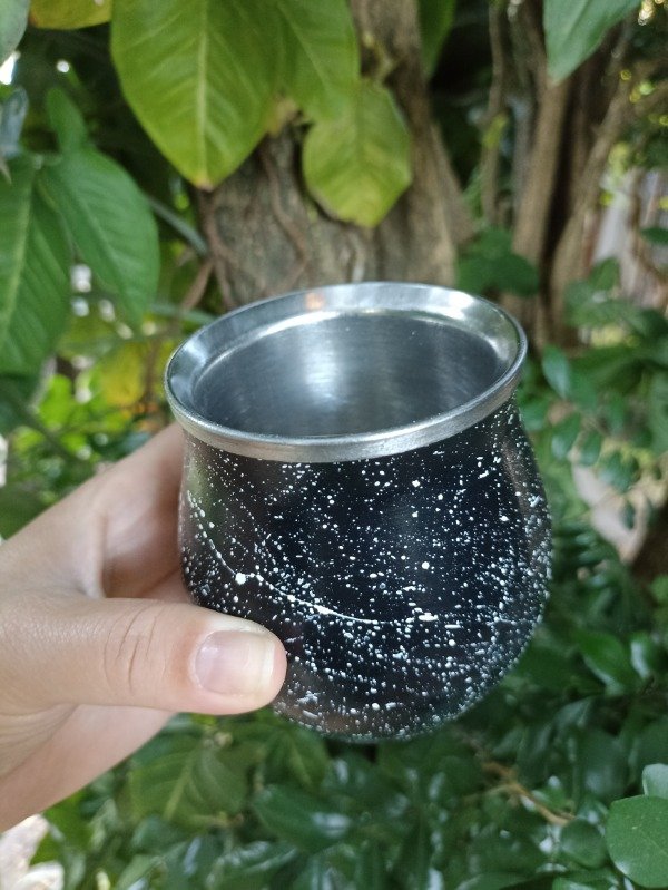 Producto - Mate de acero inoxidable negro con destellos blancos - 1