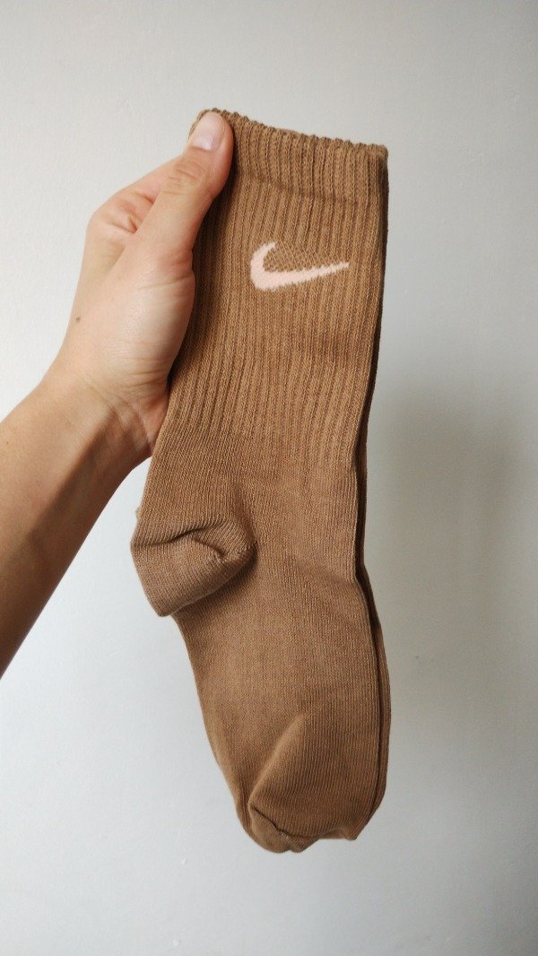 Producto - Nike, caramelo