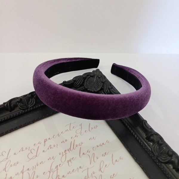 Producto - NUNZIATA Terciopelo Purpura